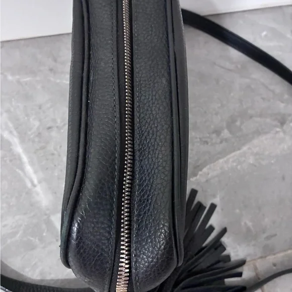 Gucci Black Pebbled Leather Crossbody Bag - Picture 3 of 8